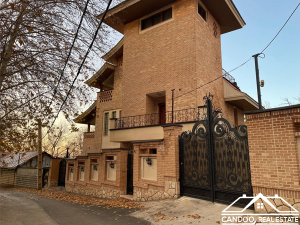 ویلا در آیینه ورزان